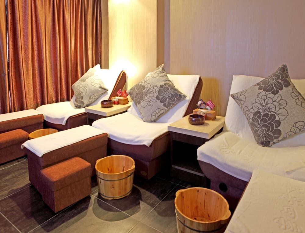 Nade Hotel