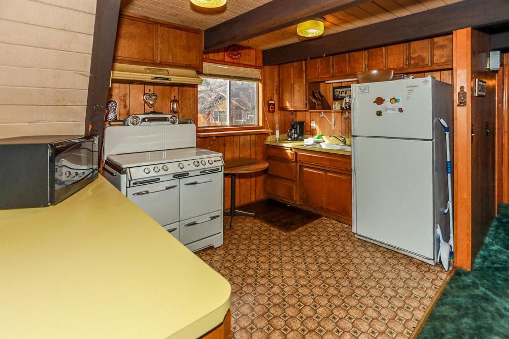 Makin' Memories At Summit-1683 by Big Bear Vacations