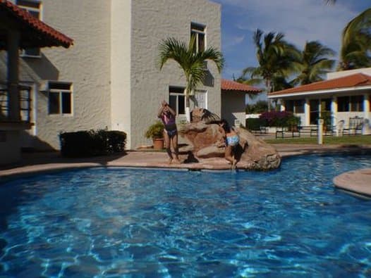 Cerritos Resort