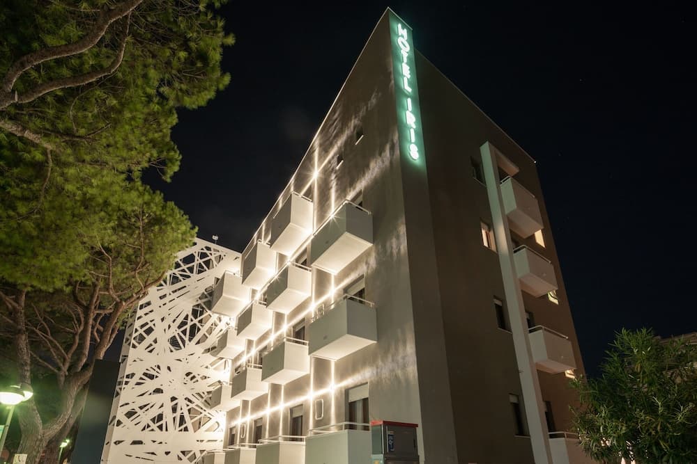 Hotel Iris
