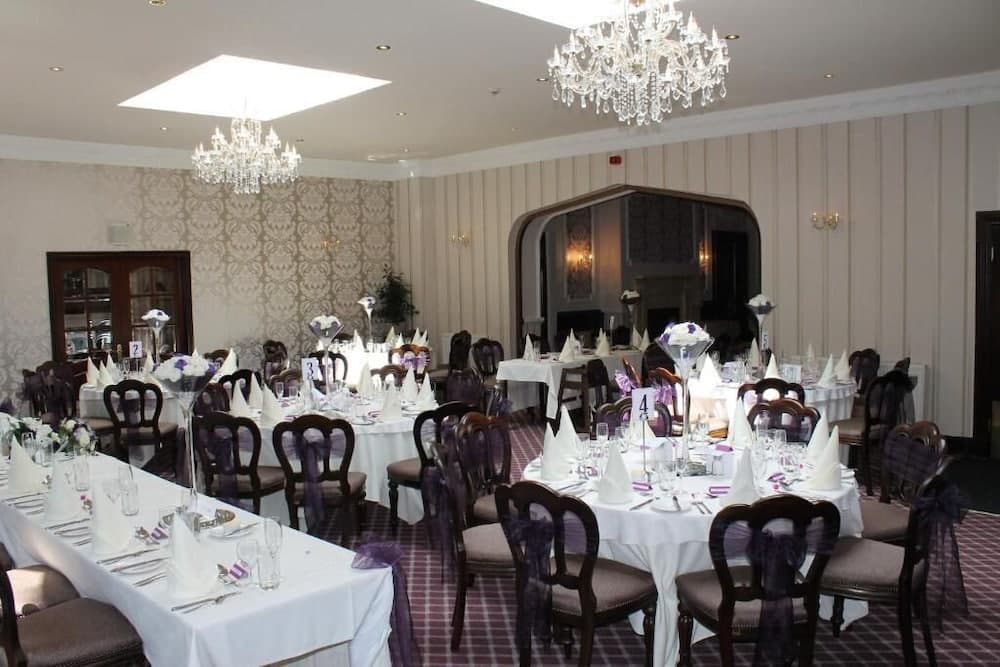 Oakwood Hall
