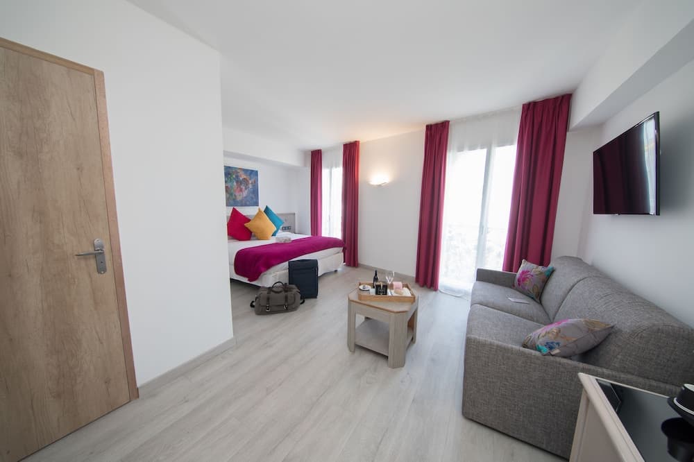 CRISTAL HOTEL & SPA