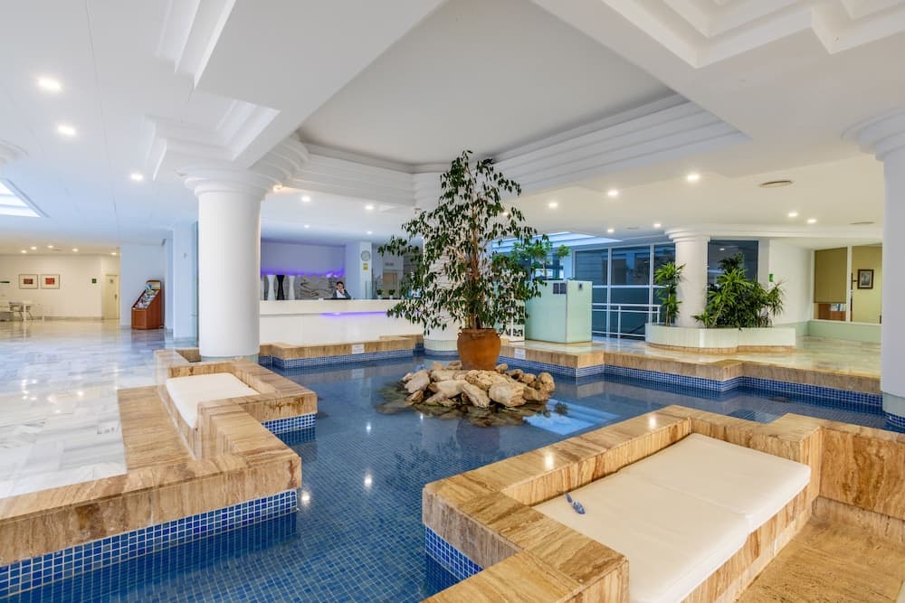 Illot Suites & Spa