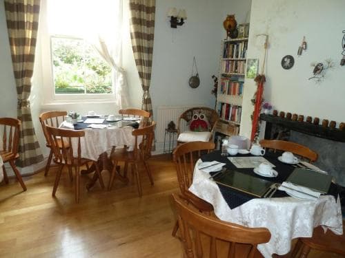 The Owls Crest House B&b