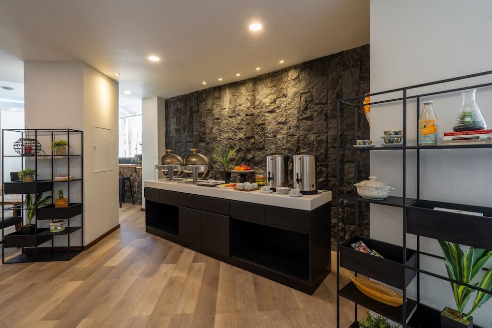 Everyday Smart Hotel