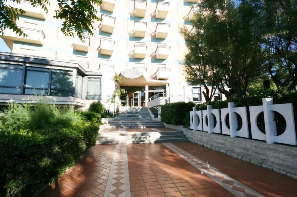 Hotel Murex