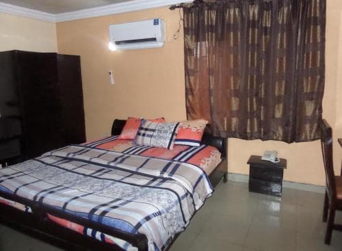 Qosmic Residence