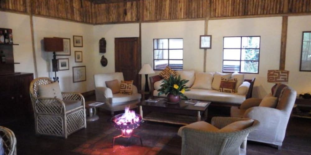 Bwindi Backpackers Lodge