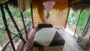 Casa Aztlan