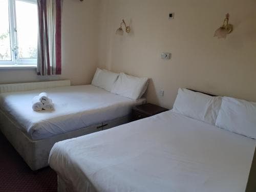 Three Saints Hotel
