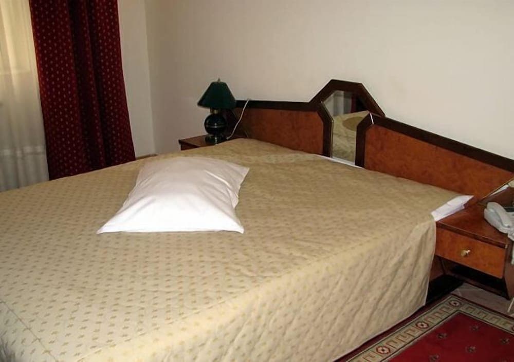 Euro Hotel
