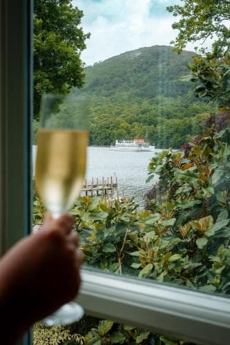 Lakeside Hotel & Spa