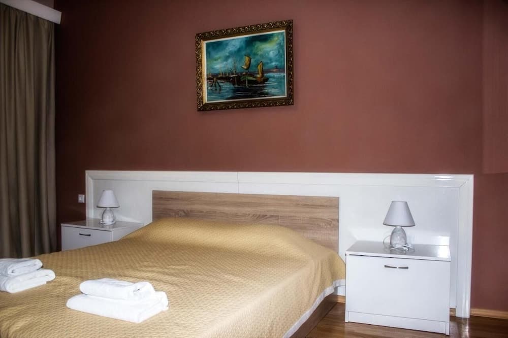 Hotel Noy
