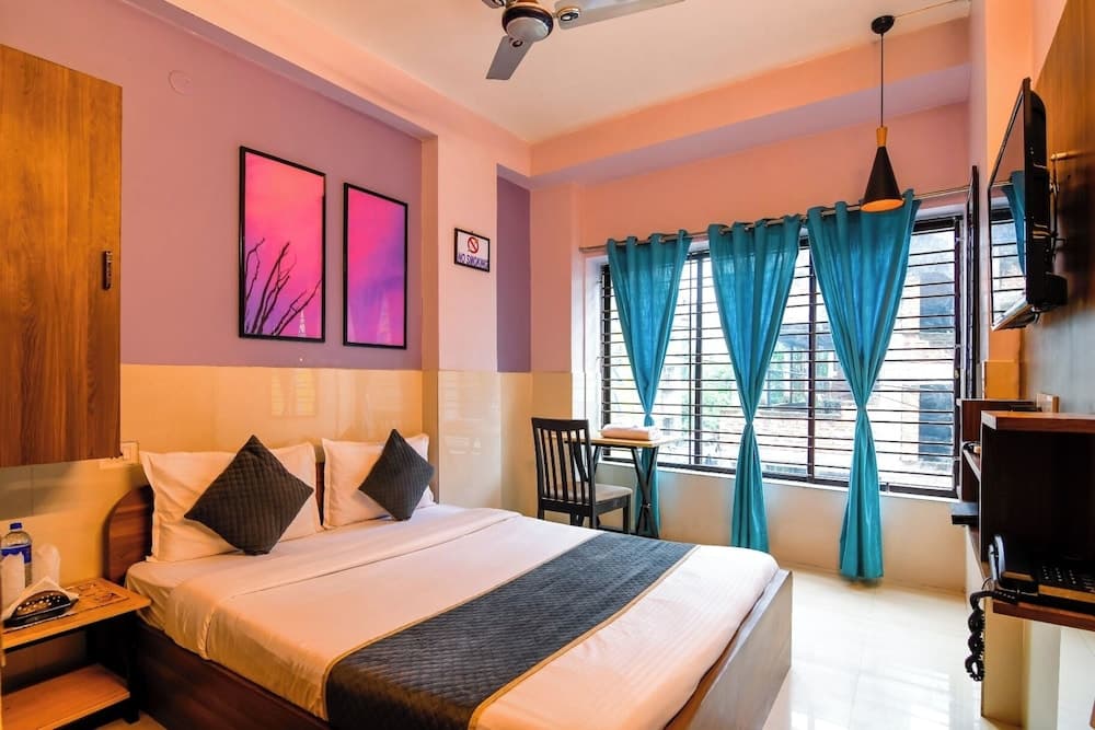 The Kolkata Hotel