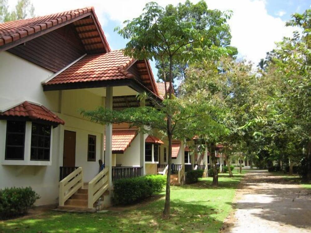 Cleanwave Resort Chumphon