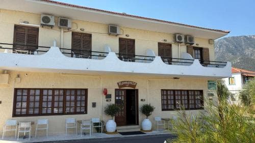 Romanza Rooms
