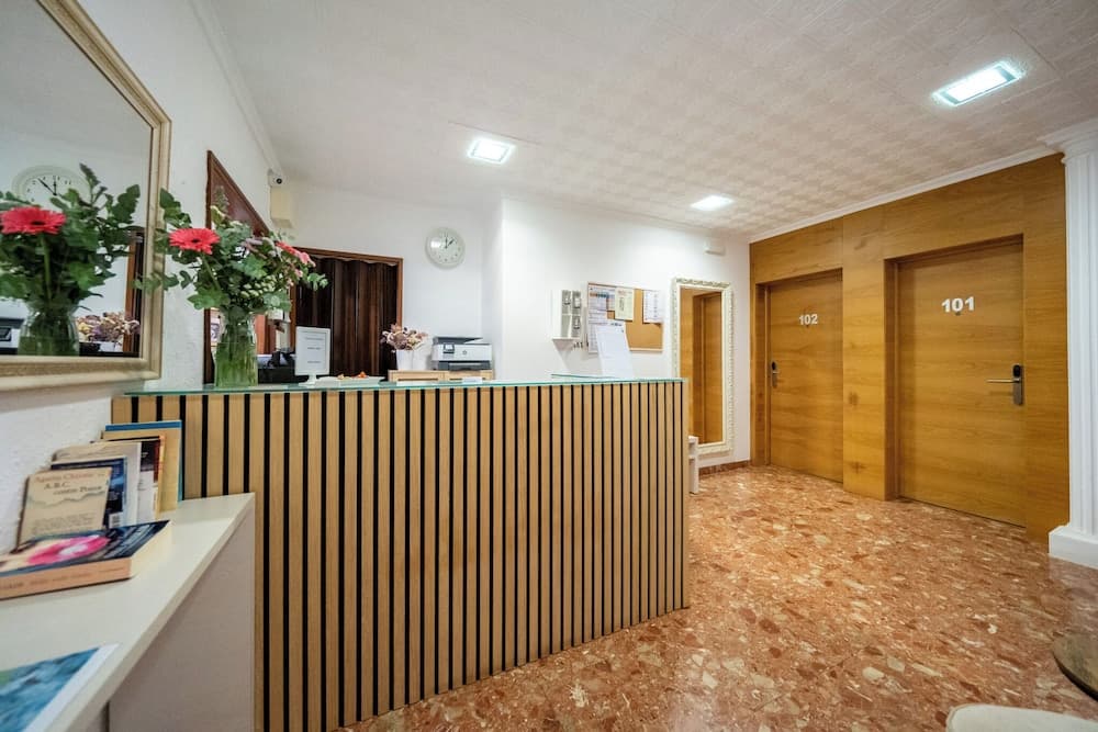 Hostal Menurka