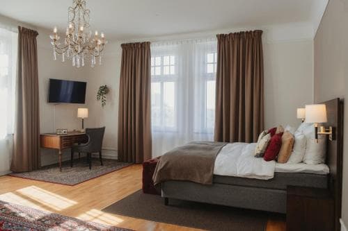Home Hotel Drott