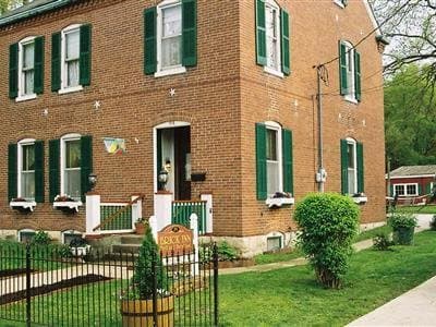 Brick Inn Bed and Breakfast
