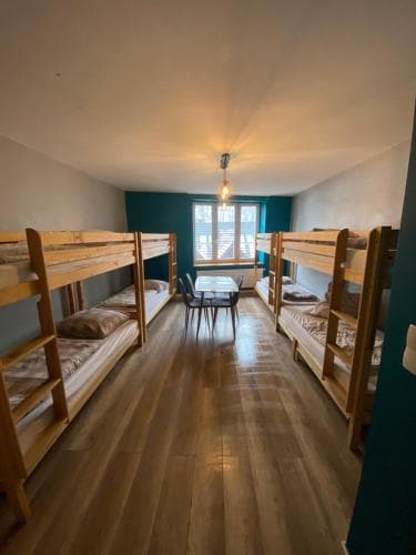 Hostel 1902