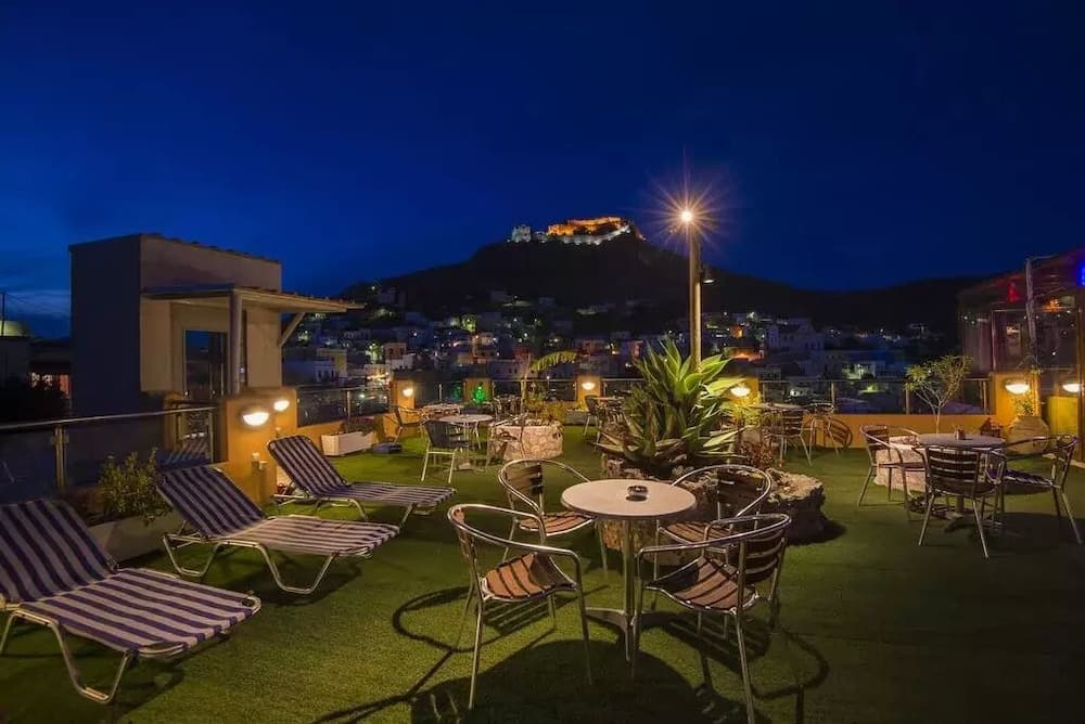 Elefteria Hotel