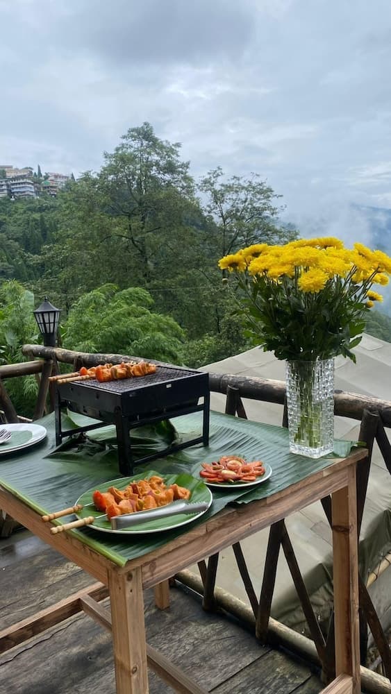 Deoja Forest Stay