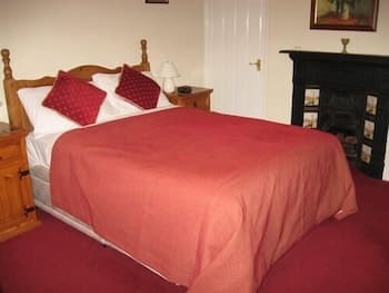 Cannards Grave Farmhouse B&B