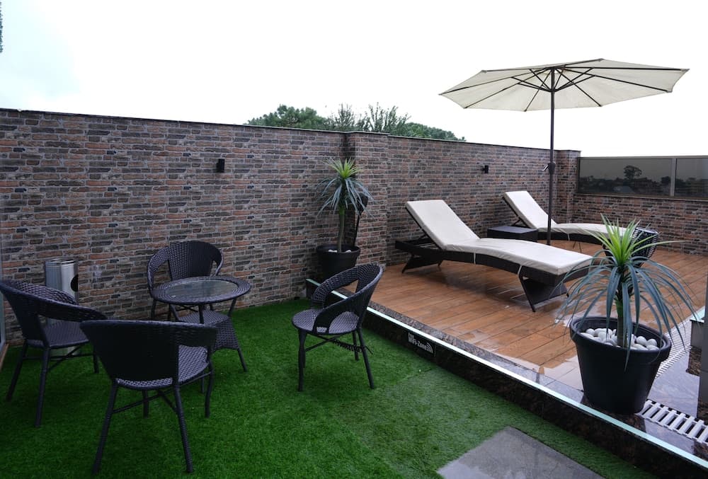 The Relyn Suite