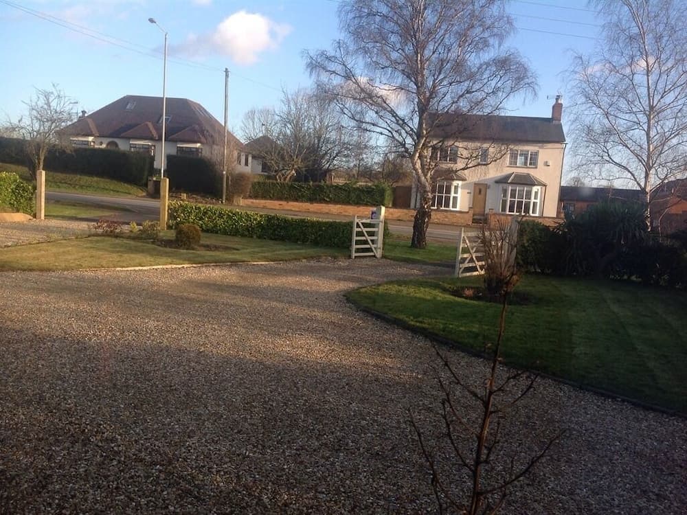 Silverstone Guest House