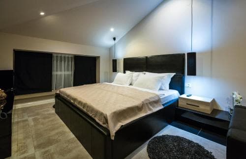 Hotel Crystal Light