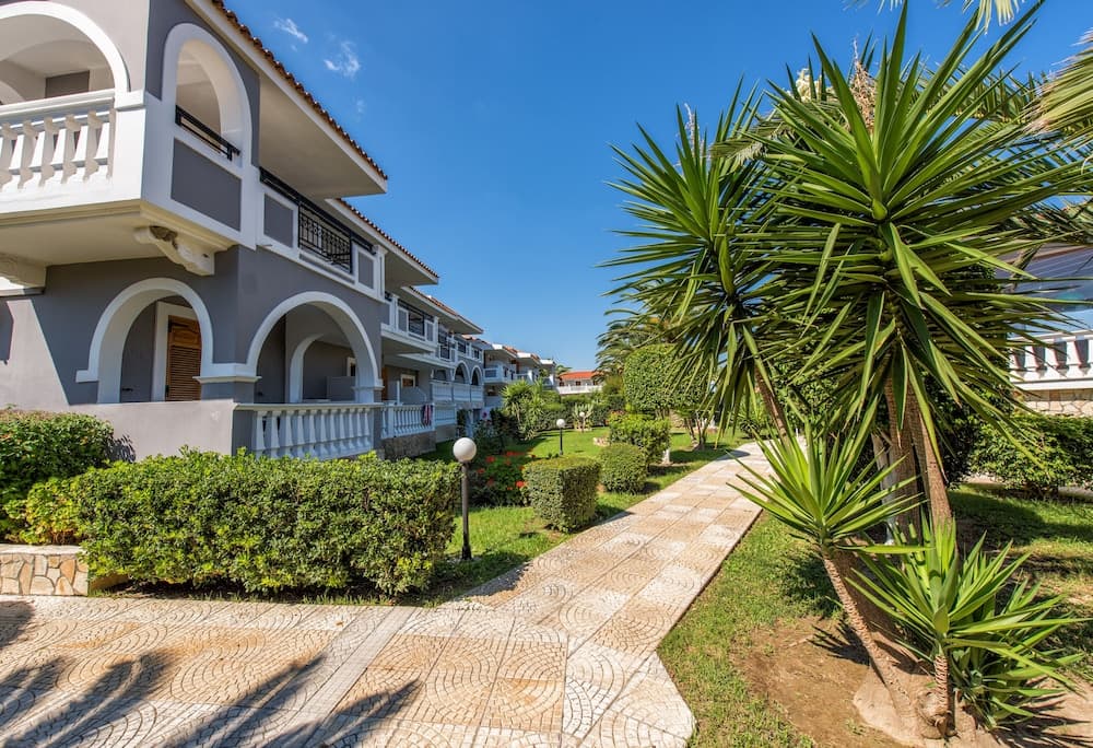 Golden Sun Hotel