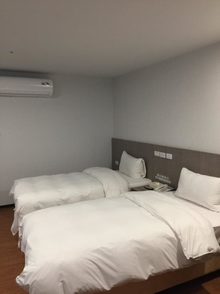 Wish Hotel
