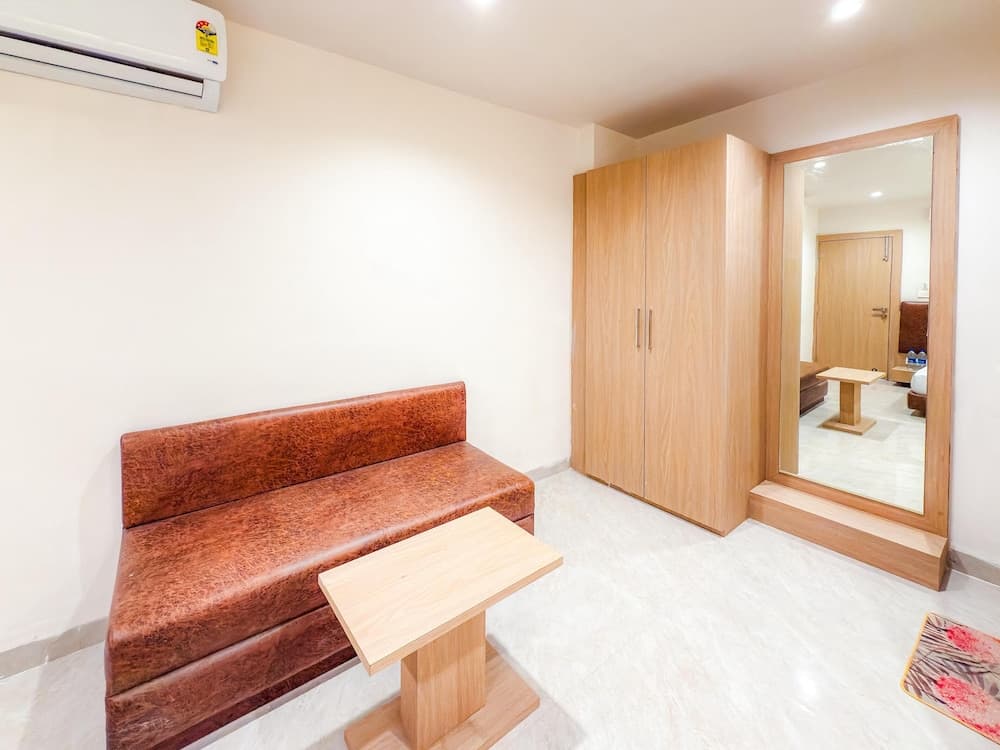 Hotel Anand