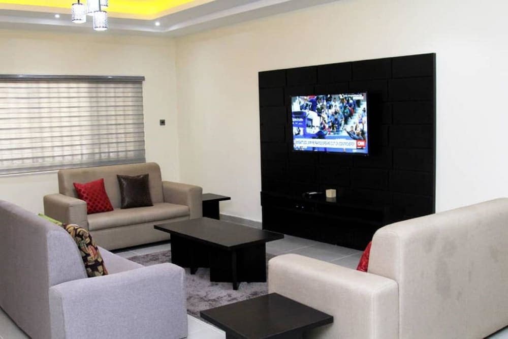 Vulcan Suites, Dakala