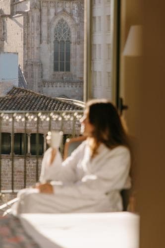 Lamaro Hotel