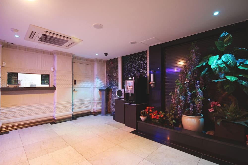Somnus Motel