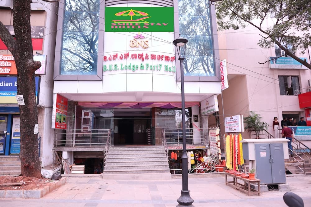Smilestay BNS Lodge
