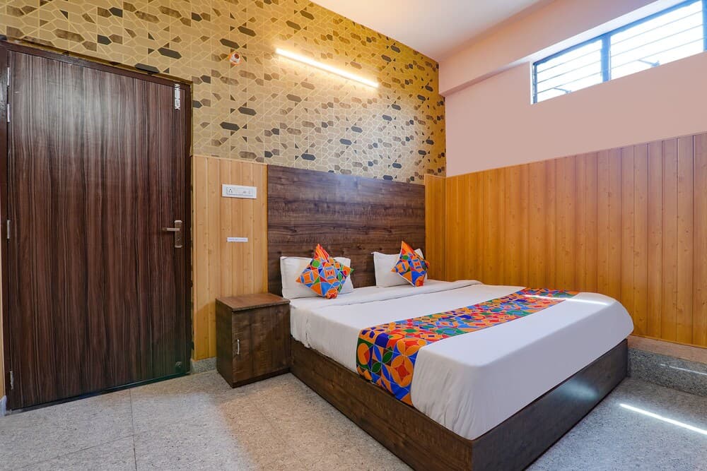 Fabhotel Gsv Inn