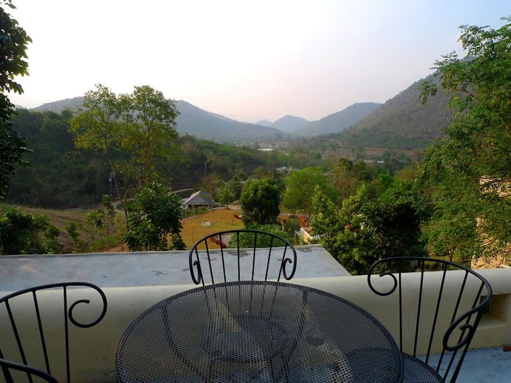 Hi-scene Resort