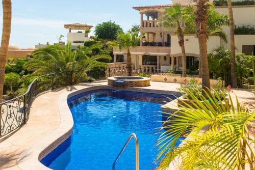 Villa Aurora