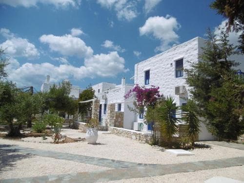 Anezina Village