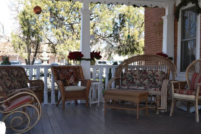 Heritage Inn Bed & Breakfast