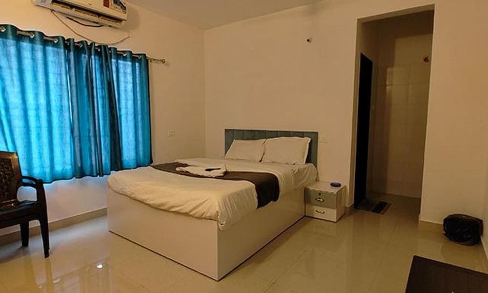 Fabhotel Seven Elite