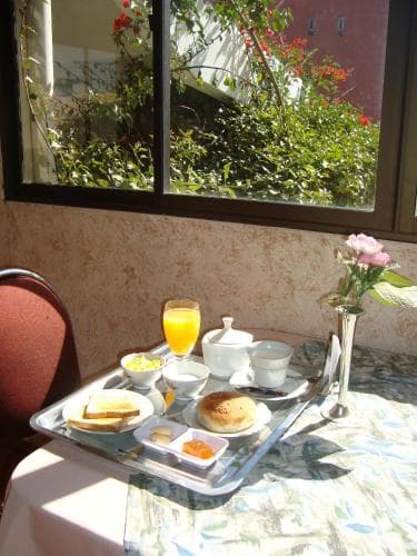 Hostal Versalles