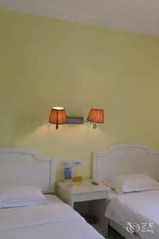 Yangshuo Romantic Hostel