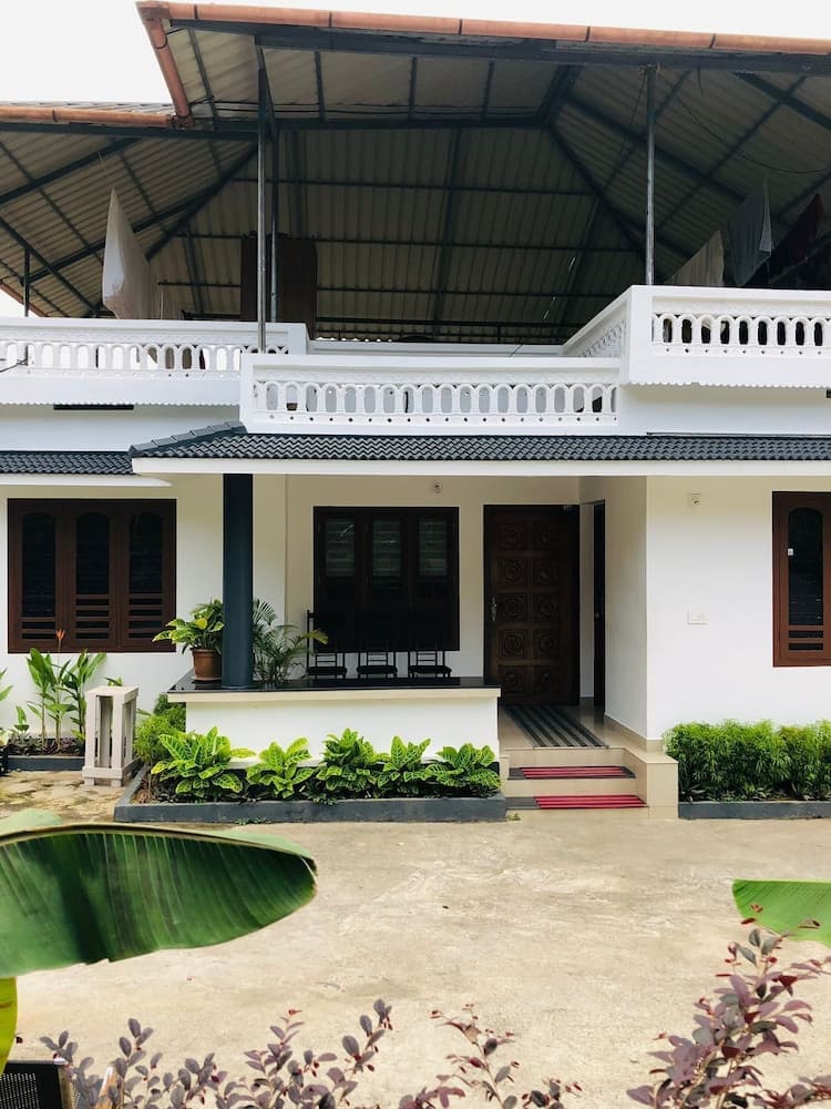 Hayat Residency