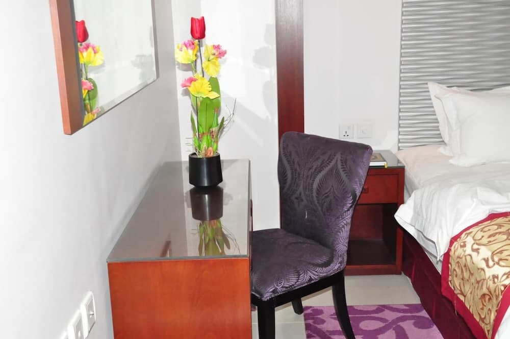 Tooq Suites