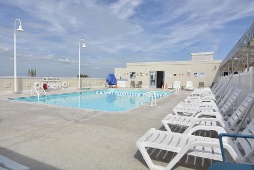 Biscayne Suites