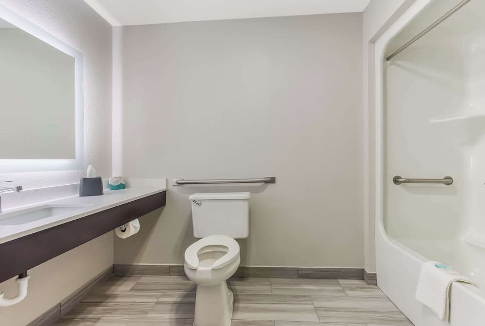 MainStay Suites Bourbonnais - Kankakee