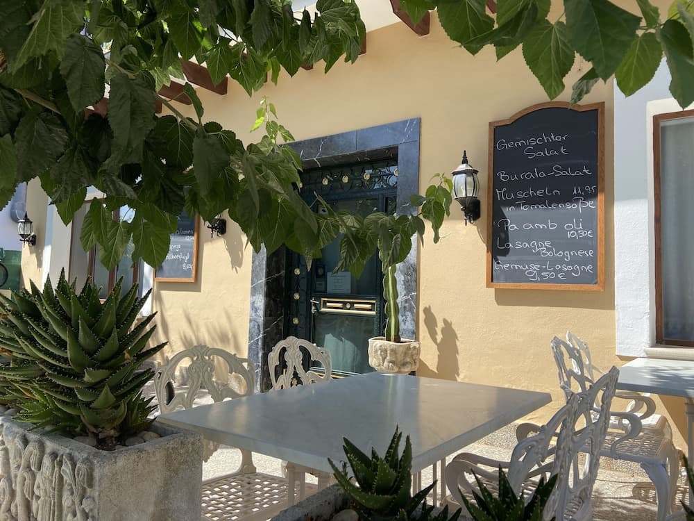 Hostal Villa Rosa